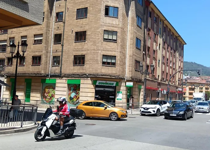 منزل للإقامة Hospedajes Oviedo *